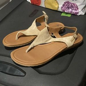 Cute beige sanders. Haven’t worn much. Good for spring.